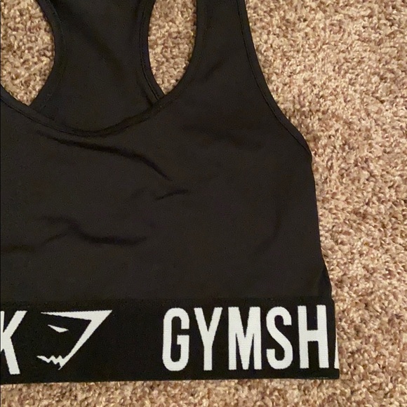 Gymshark Other - medium gym shark sports bra black